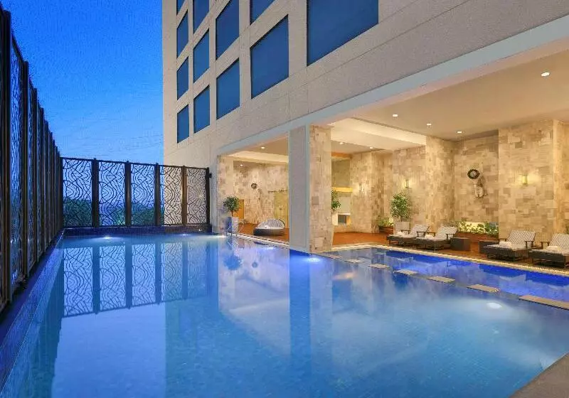 Fotos del hotel Novotel Ahmedabad:  10