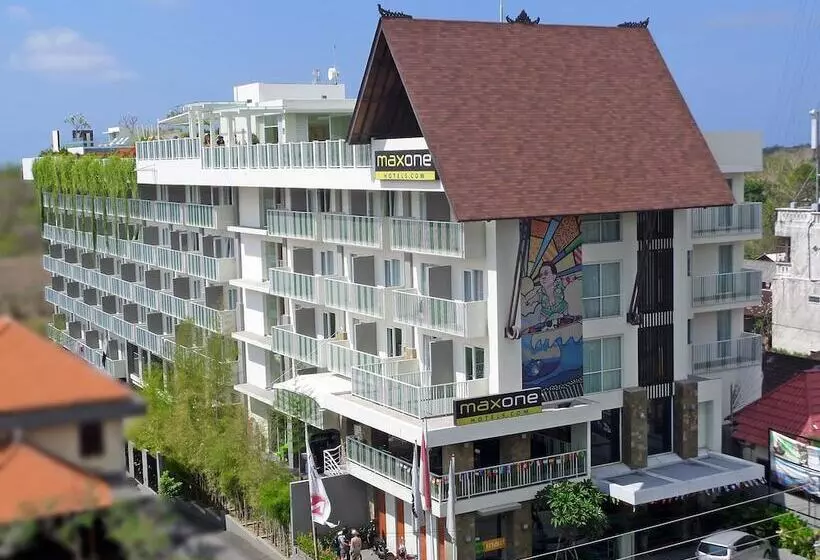Fotos del hotel Maxonehotels At Bukit Jimbaran:  2