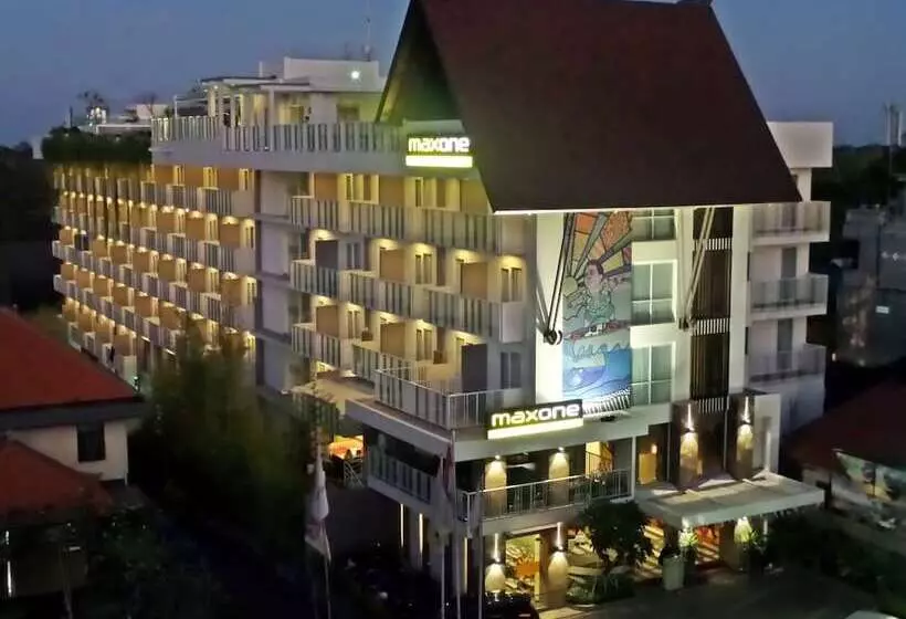 Fotos del hotel Maxonehotels At Bukit Jimbaran:  12