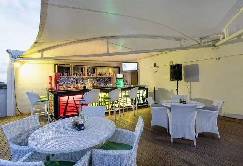 Fotos del hotel Maxonehotels At Bukit Jimbaran:  20