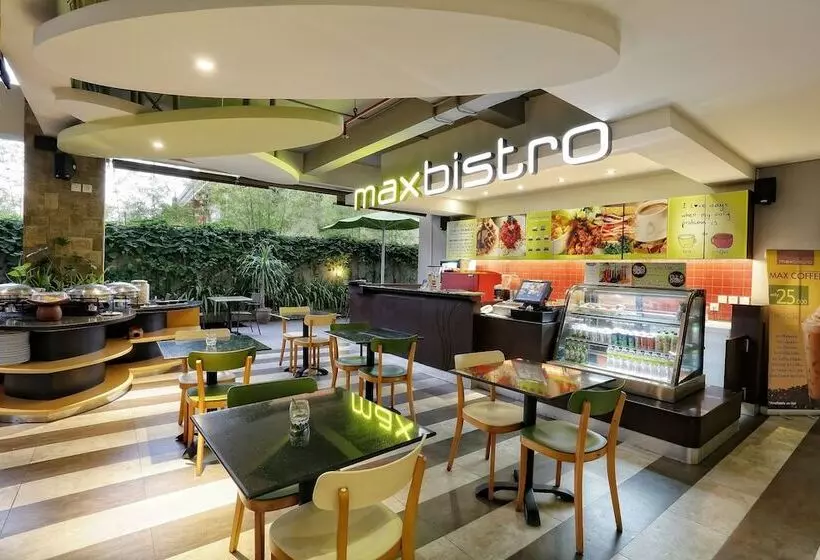 Fotos del hotel Maxonehotels At Bukit Jimbaran:  4