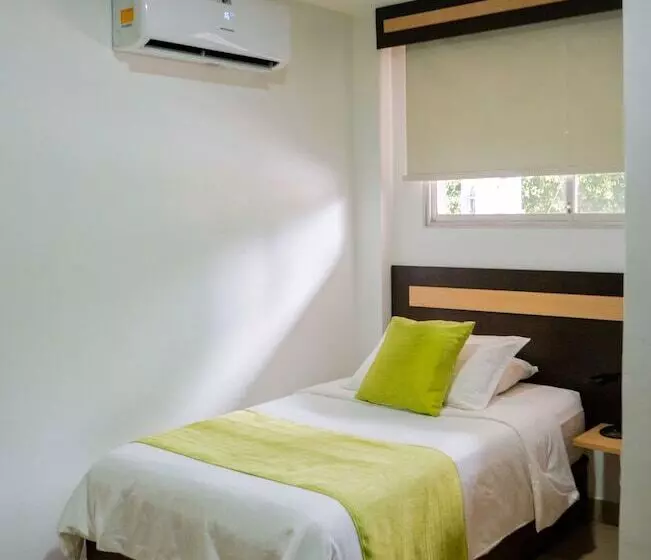 Fotos del hotel Mc Suites:  20