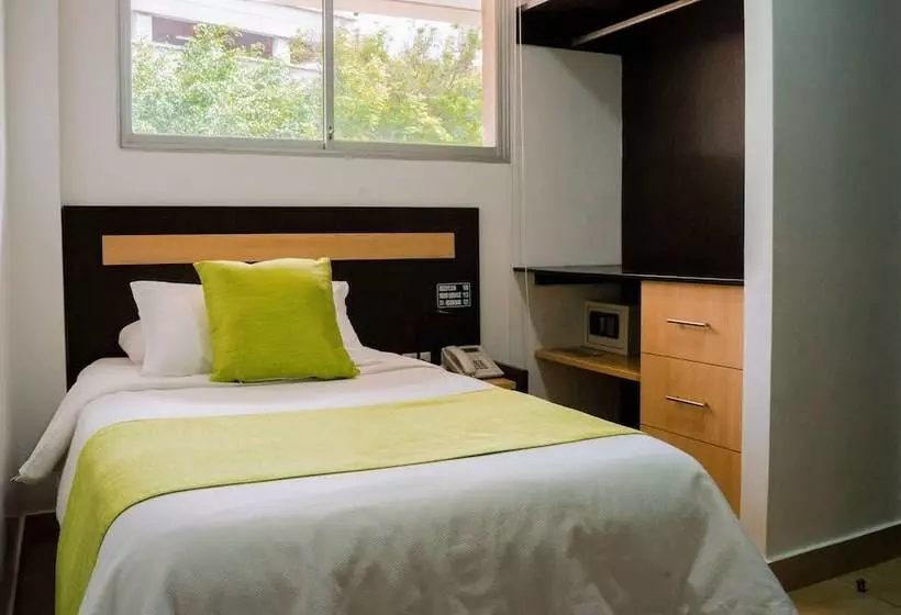 Fotos del hotel Mc Suites:  11