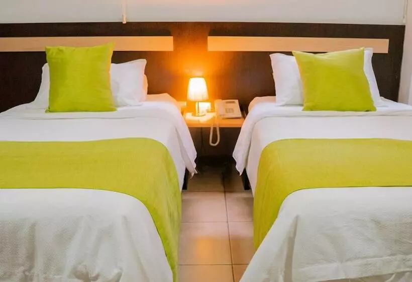 Fotos del hotel Mc Suites:  13