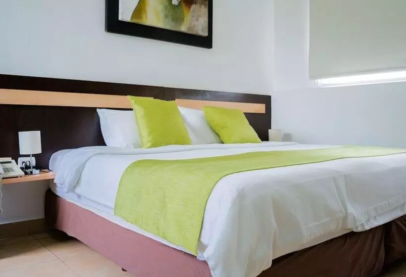 Fotos del hotel Mc Suites:  14