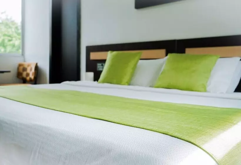 Fotos del hotel Mc Suites:  21