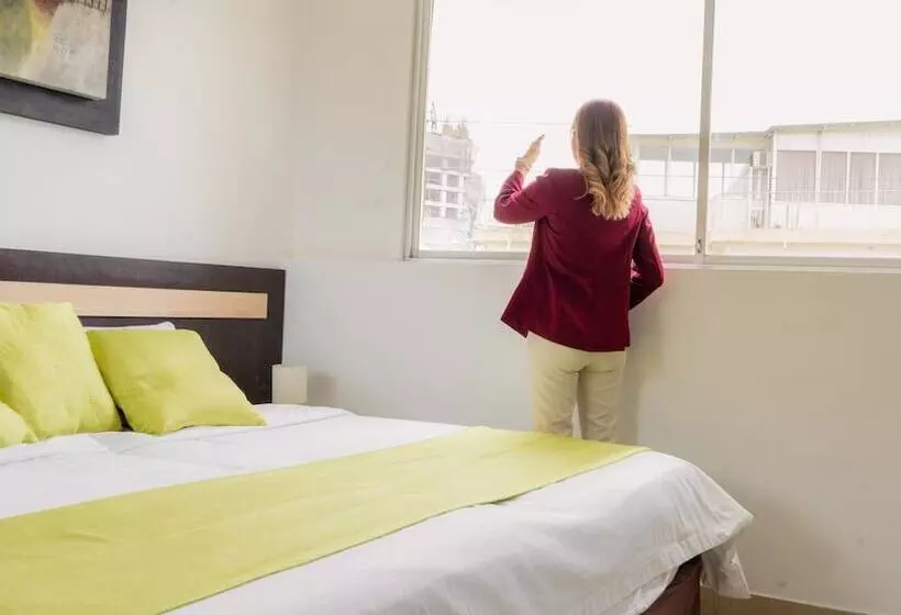 Fotos del hotel Mc Suites:  23