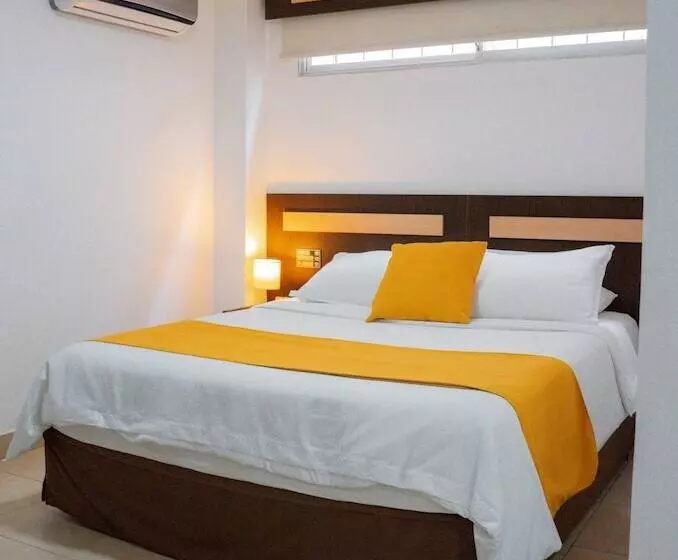 Fotos del hotel Mc Suites:  9