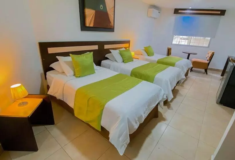 Fotos del hotel Mc Suites:  22