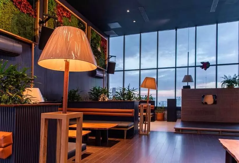 Fotos del hotel Weston Suites:  20