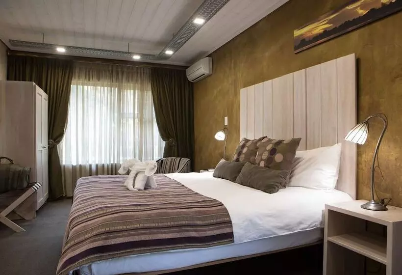 African Rock  And Spa