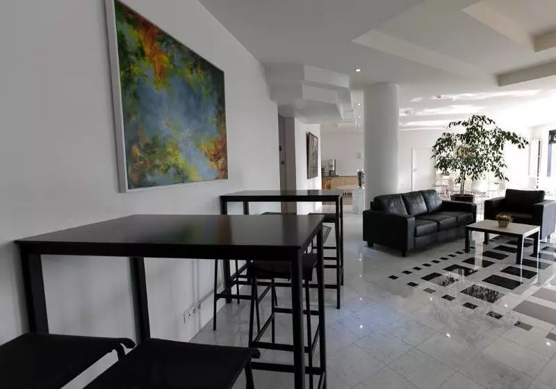 Fotos del hotel Aurora Hotel At Reykjavik-keflavik Airport Terminal Kef:  3