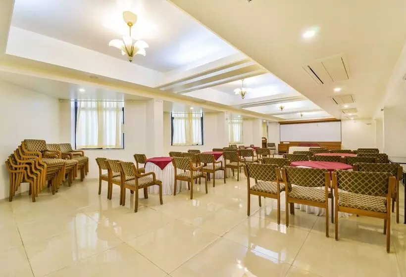 Fotos del hotel Ashish Plaza:  14