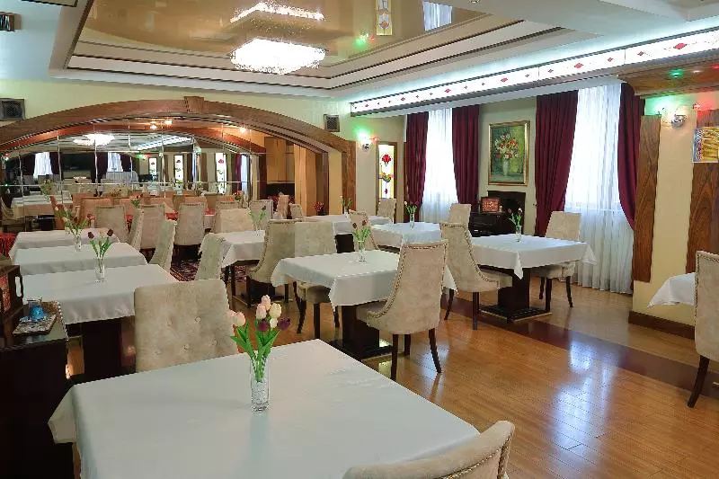 Fotos del hotel Ganjali Plaza:  10