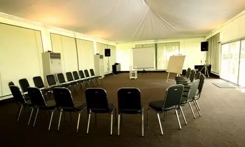 Fotos del hotel Khao Kheow Estate Camping Resort & Safari:  9