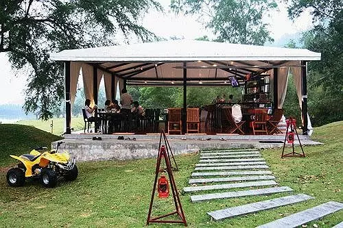 Fotos del hotel Khao Kheow Estate Camping Resort & Safari:  10