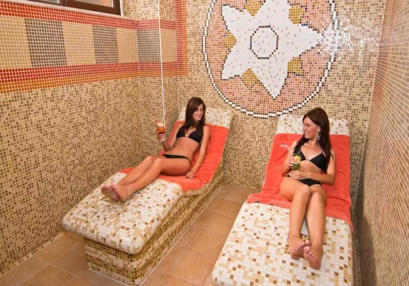 Fotos del hotel Saturn:  5