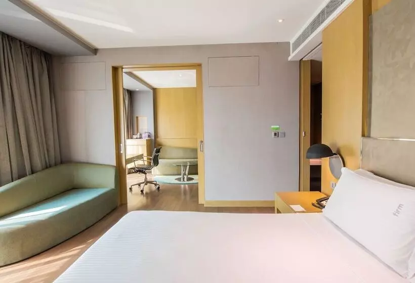 Fotos del hotel Holiday Inn New Delhi International Airport, An Ihg:  7