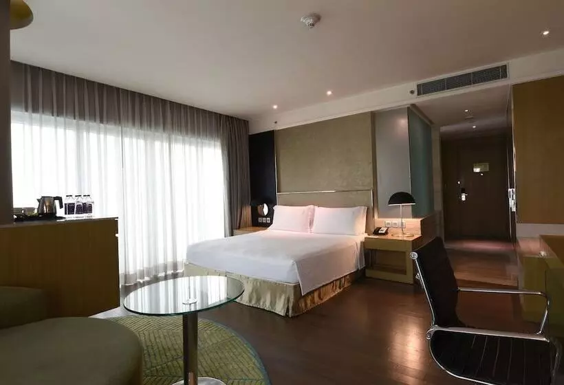 Fotos del hotel Holiday Inn New Delhi International Airport, An Ihg:  5