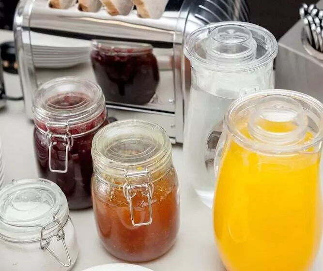 Fotos del hotel West End Hostel:  21