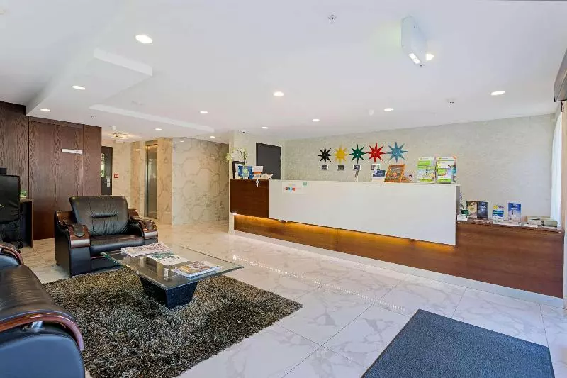 Fotos del hotel Quality Suites Alexander Inn:  3