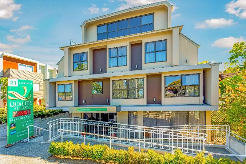 Fotos del hotel Quality Suites Alexander Inn:  22