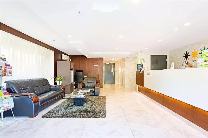 Fotos del hotel Quality Suites Alexander Inn:  2