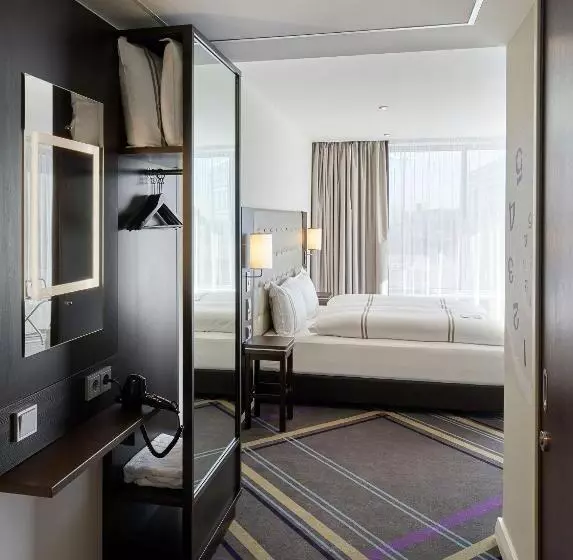 Premier Inn Nürnberg Hauptbahnhof Hotel