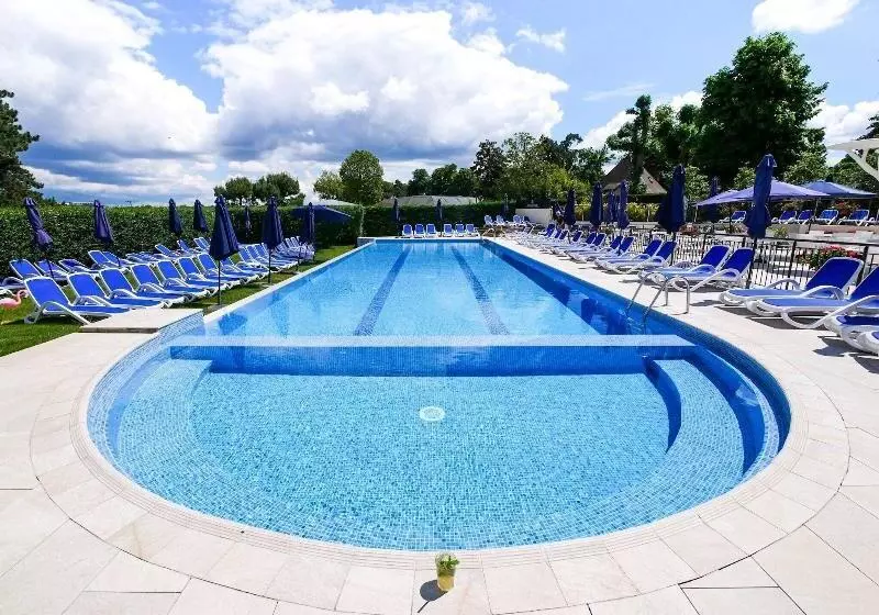 Fotos del hotel Renaissance Paris Hippodrome De St Cloud:  3