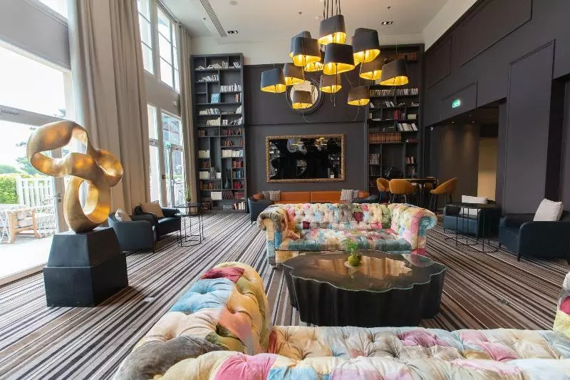 Fotos del hotel Renaissance Paris Hippodrome De St Cloud:  18