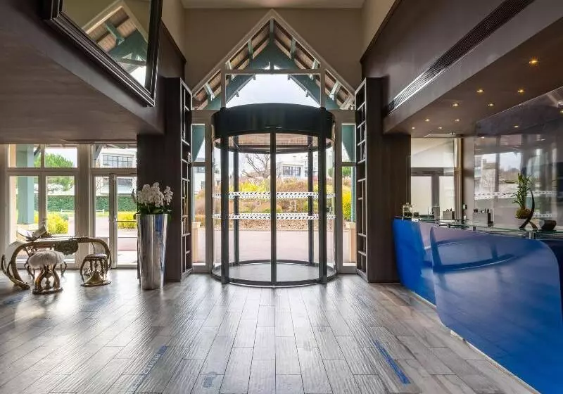 Fotos del hotel Renaissance Paris Hippodrome De St Cloud:  5