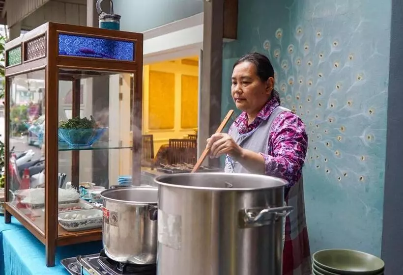 Fotos del hotel At Pingnakorn:  7