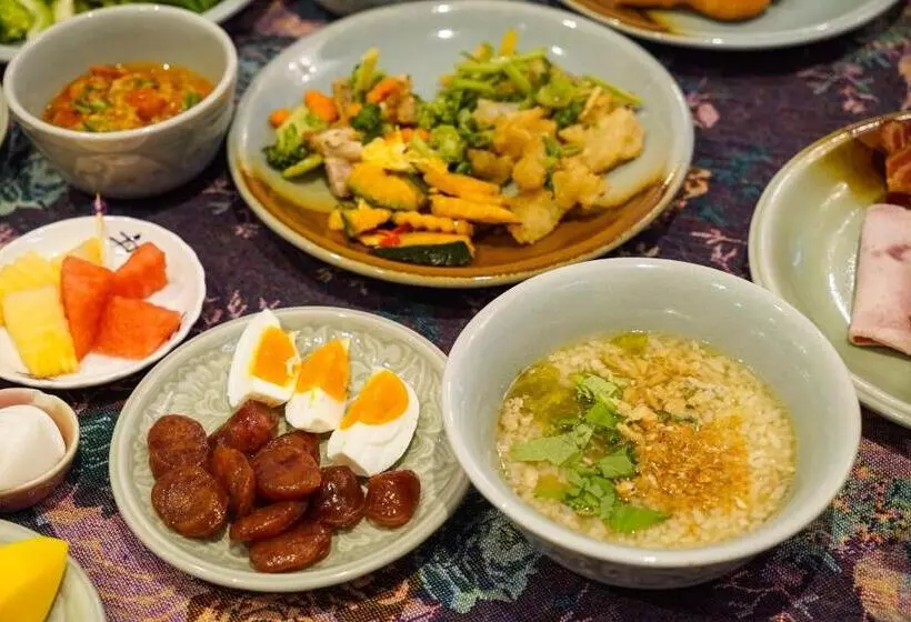 Fotos del hotel At Pingnakorn:  15