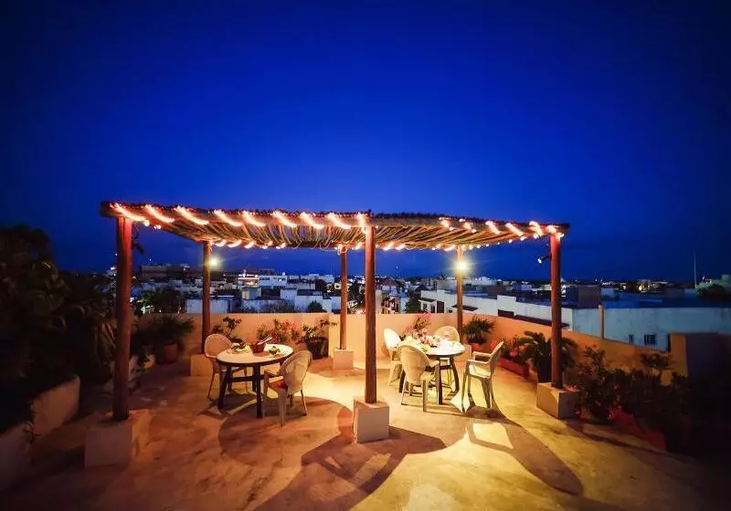 Fotos del hotel Encanto Riviera Condo:  16