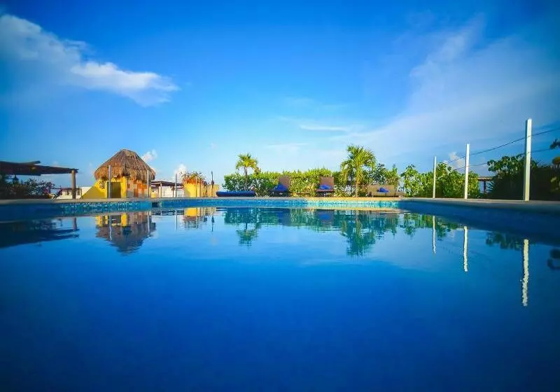 Encanto Riviera Condo