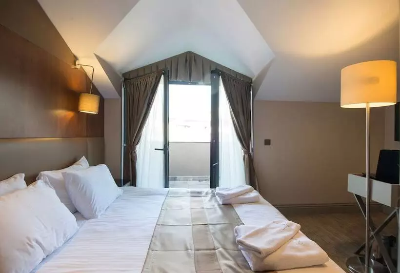 Fotos del hotel Gk Regency Suites:  23