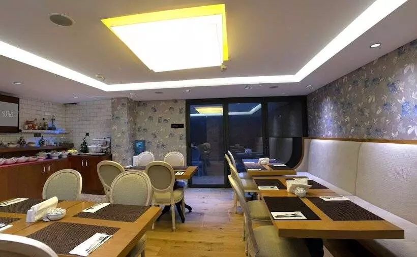 Fotos del hotel Gk Regency Suites:  5