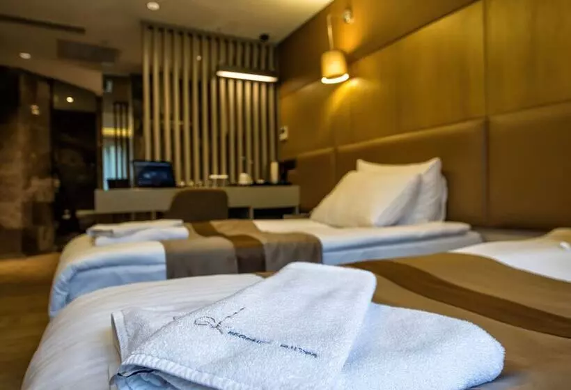 Fotos del hotel Gk Regency Suites:  24