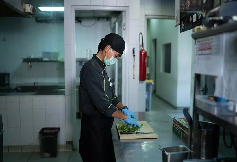 Fotos del hotel Grand Livio Kuta:  3