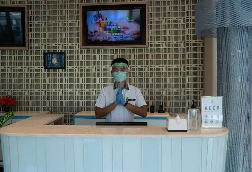 Fotos del hotel Grand Livio Kuta:  10