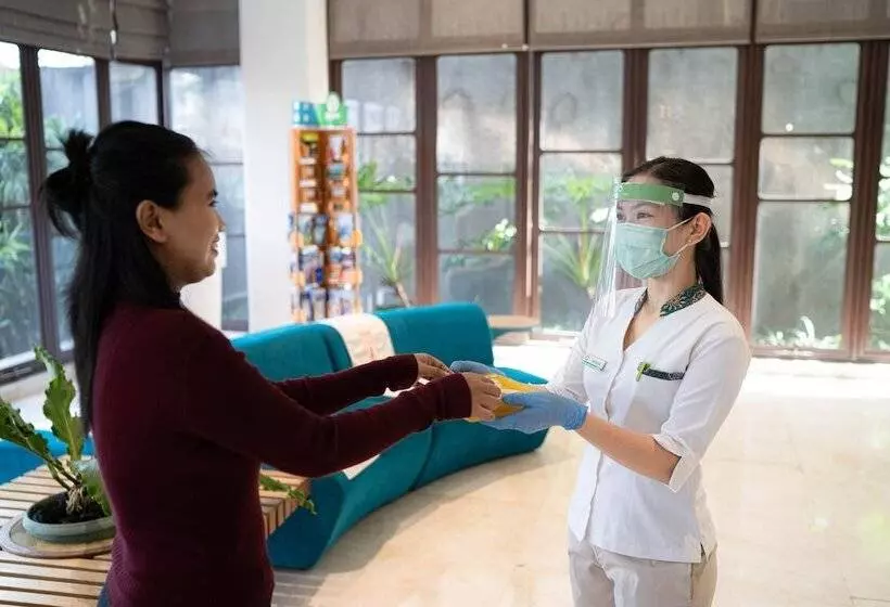 Fotos del hotel Grand Livio Kuta:  12