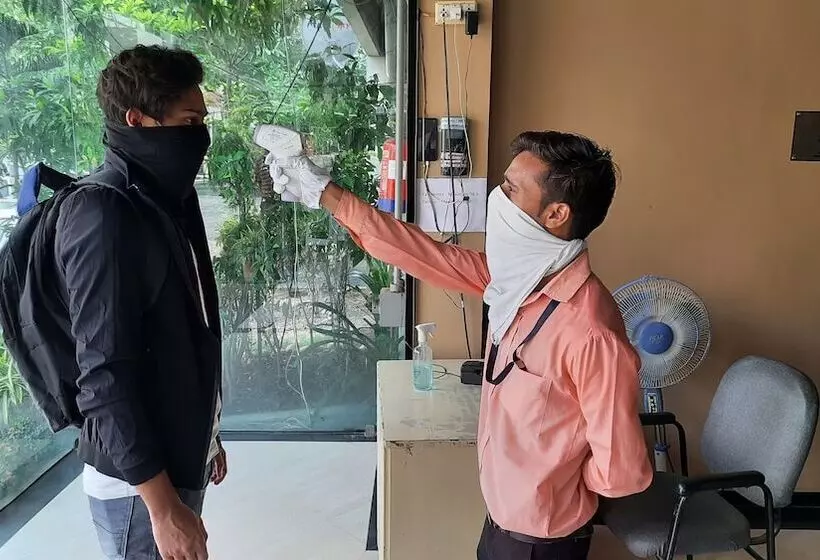 Fotos del hotel Platinum Residency:  6