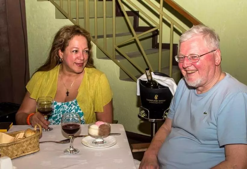 Fotos del hotel Treasure Cove  & Restaurant:  7