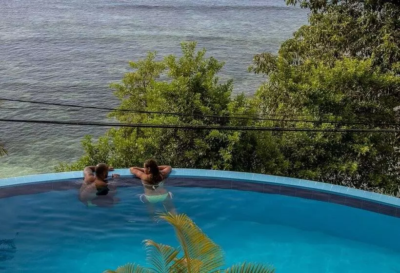 Fotos del hotel Treasure Cove  & Restaurant:  20