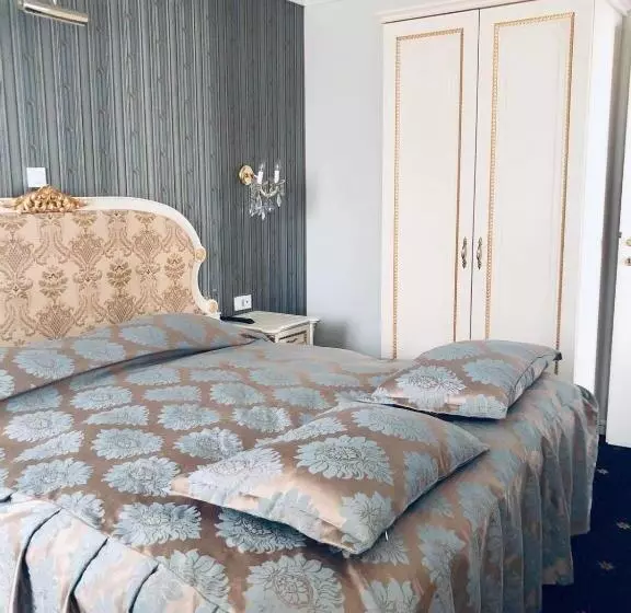 Fotos del hotel Millenium Palace:  8