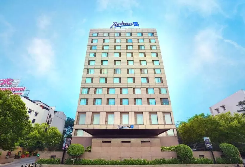 Radisson Blu  Chennai City Centre
