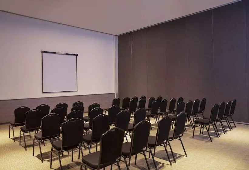 Fotos del hotel Fiesta Inn Morelia Altozano:  13