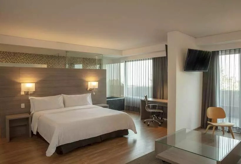 Fotos del hotel Fiesta Inn Morelia Altozano:  2