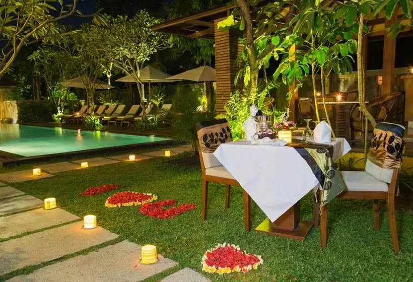 Fotos del hotel The Astari  Villa And Residence:  12