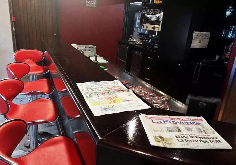 Fotos del hotel Adonis Arc Hôtel Aix:  14